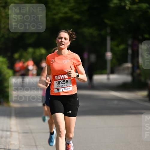 15.06.2025 - REWE Women's Run Dr. Thomas Lammeyer http://msf.ph/oto/7950343 15.06.2025 09:35:45 Laufen 10256 meine-sportfotos.de
