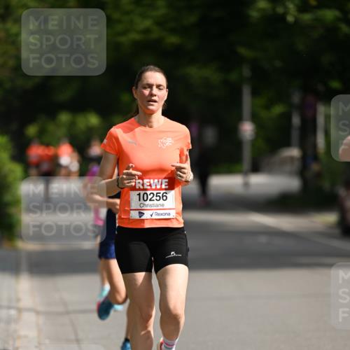 15.06.2025 - REWE Women's Run Dr. Thomas Lammeyer http://msf.ph/oto/7950346 15.06.2025 09:35:45 Laufen 10256 meine-sportfotos.de