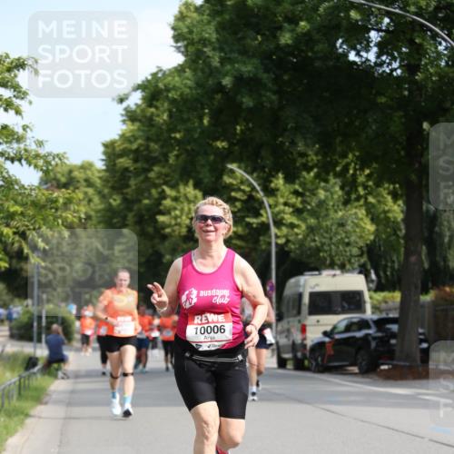 15.06.2025 - REWE Women's Run Jannik Wohlers http://msf.ph/oto/7950352 15.06.2025 09:49:22 Laufen 10006 meine-sportfotos.de