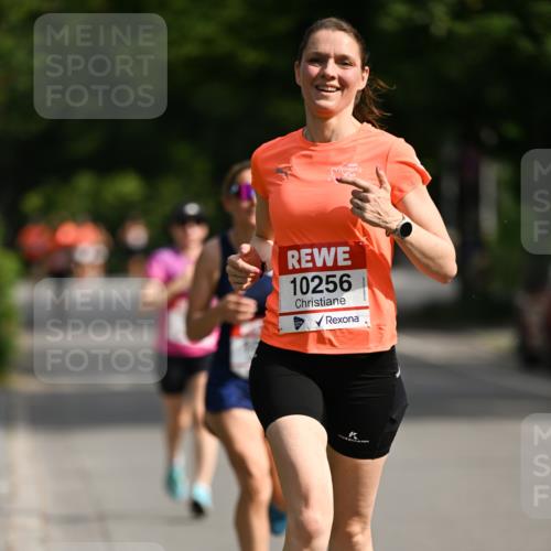 15.06.2025 - REWE Women's Run Dr. Thomas Lammeyer http://msf.ph/oto/7950368 15.06.2025 09:35:46 Laufen 10256 meine-sportfotos.de