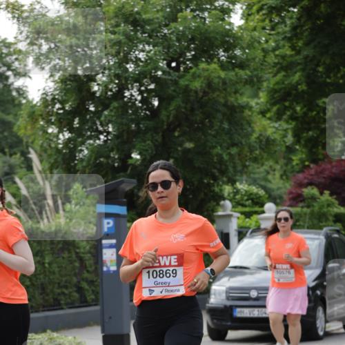 15.06.2025 - REWE Women's Run Jannik Wohlers http://msf.ph/oto/7950383 15.06.2025 08:32:35 Laufen 10869, 104, 10576 meine-sportfotos.de