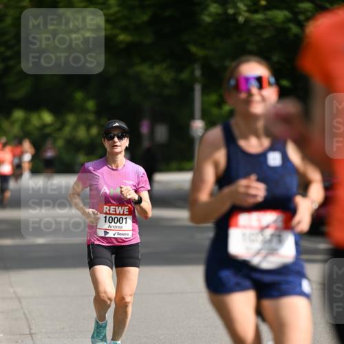 15.06.2025 - REWE Women's Run Dr. Thomas Lammeyer http://msf.ph/oto/7950385 15.06.2025 09:35:48 Laufen 10001 meine-sportfotos.de