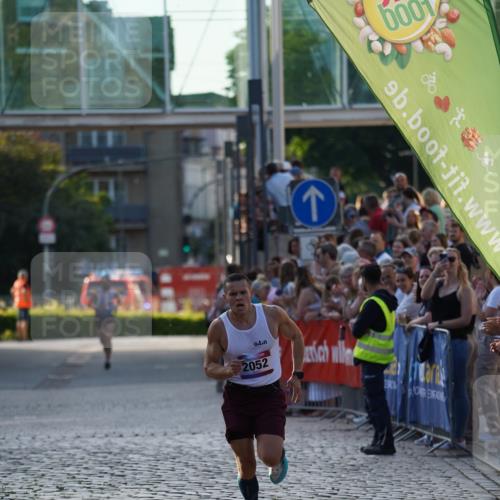 13.06.2025 - Holstenköstenlauf Felixshl http://msf.ph/oto/7950399 13.06.2025 19:36:28 Laufen 2052 meine-sportfotos.de