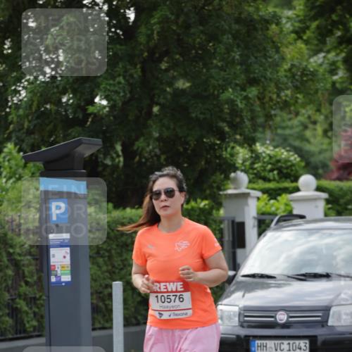 15.06.2025 - REWE Women's Run Jannik Wohlers http://msf.ph/oto/7950421 15.06.2025 08:32:37 Laufen 10576, 1043 meine-sportfotos.de