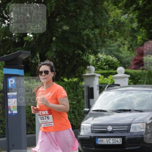 15.06.2025 - REWE Women's Run Jannik Wohlers http://msf.ph/oto/7950431 15.06.2025 08:32:37 Laufen 10576, 1043 meine-sportfotos.de