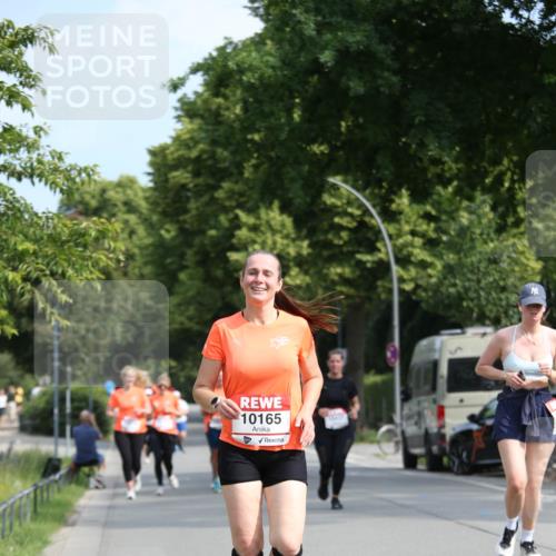 15.06.2025 - REWE Women's Run Jannik Wohlers http://msf.ph/oto/7950437 15.06.2025 09:49:25 Laufen 10165 meine-sportfotos.de