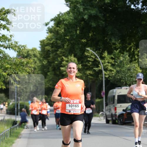 15.06.2025 - REWE Women's Run Jannik Wohlers http://msf.ph/oto/7950441 15.06.2025 09:49:25 Laufen 10165 meine-sportfotos.de