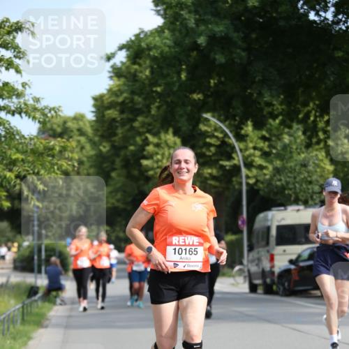 15.06.2025 - REWE Women's Run Jannik Wohlers http://msf.ph/oto/7950447 15.06.2025 09:49:25 Laufen 10165 meine-sportfotos.de