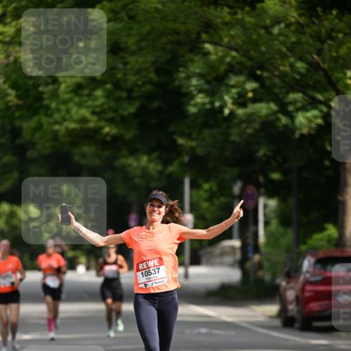15.06.2025 - REWE Women's Run Dr. Thomas Lammeyer http://msf.ph/oto/7950460 15.06.2025 09:36:02 Laufen 10537 meine-sportfotos.de
