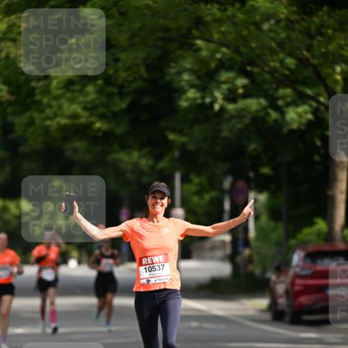 15.06.2025 - REWE Women's Run Dr. Thomas Lammeyer http://msf.ph/oto/7950465 15.06.2025 09:36:02 Laufen 10537 meine-sportfotos.de
