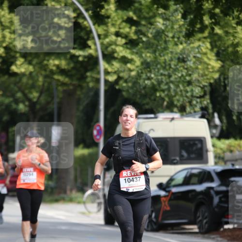 15.06.2025 - REWE Women's Run Jannik Wohlers http://msf.ph/oto/7950480 15.06.2025 09:49:28 Laufen 10294, 10437 meine-sportfotos.de