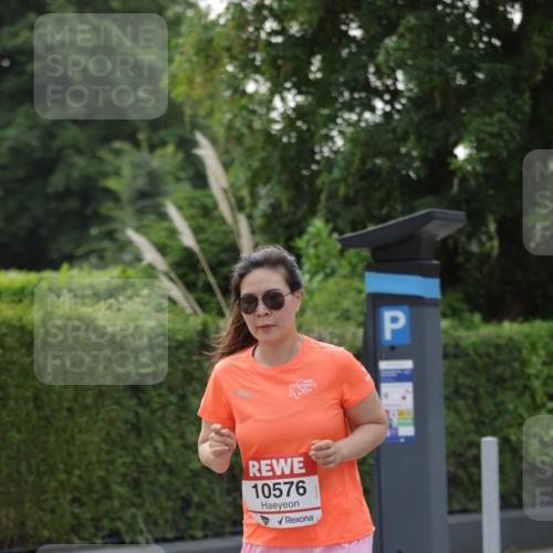 15.06.2025 - REWE Women's Run Jannik Wohlers http://msf.ph/oto/7950481 15.06.2025 08:32:38 Laufen 10576 meine-sportfotos.de