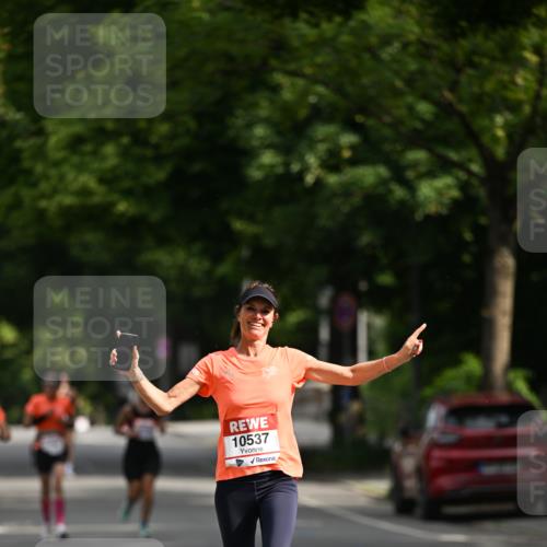 15.06.2025 - REWE Women's Run Dr. Thomas Lammeyer http://msf.ph/oto/7950482 15.06.2025 09:36:03 Laufen 10537 meine-sportfotos.de