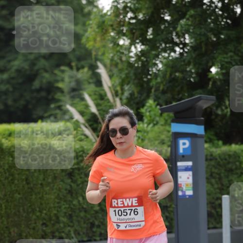 15.06.2025 - REWE Women's Run Jannik Wohlers http://msf.ph/oto/7950484 15.06.2025 08:32:38 Laufen 10576 meine-sportfotos.de