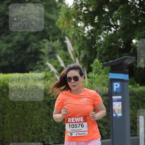 15.06.2025 - REWE Women's Run Jannik Wohlers http://msf.ph/oto/7950487 15.06.2025 08:32:38 Laufen 10576 meine-sportfotos.de