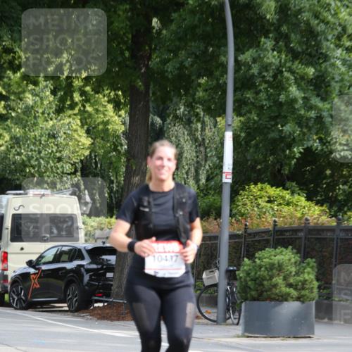 15.06.2025 - REWE Women's Run Jannik Wohlers http://msf.ph/oto/7950490 15.06.2025 09:49:31 Laufen 10437 meine-sportfotos.de