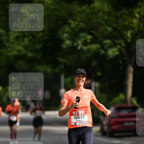 15.06.2025 - REWE Women's Run Dr. Thomas Lammeyer http://msf.ph/oto/7950496 15.06.2025 09:36:04 Laufen 10537 meine-sportfotos.de