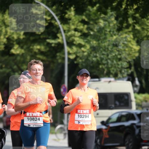15.06.2025 - REWE Women's Run Jannik Wohlers http://msf.ph/oto/7950526 15.06.2025 09:49:32 Laufen 10824, 10294 meine-sportfotos.de