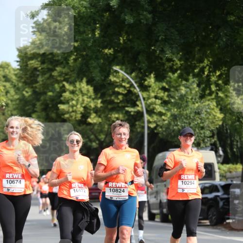 15.06.2025 - REWE Women's Run Jannik Wohlers http://msf.ph/oto/7950540 15.06.2025 09:49:33 Laufen 10674, 10472, 10824, 0220, 10294 meine-sportfotos.de