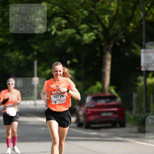 15.06.2025 - REWE Women's Run Dr. Thomas Lammeyer http://msf.ph/oto/7950565 15.06.2025 09:36:09 Laufen 10726 meine-sportfotos.de