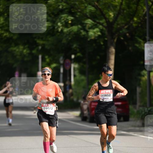 15.06.2025 - REWE Women's Run Dr. Thomas Lammeyer http://msf.ph/oto/7950595 15.06.2025 09:36:11 Laufen 10872, 10852 meine-sportfotos.de