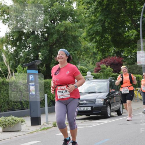 15.06.2025 - REWE Women's Run Jannik Wohlers http://msf.ph/oto/7950599 15.06.2025 08:32:48 Laufen 10660, 10419, 1043, 10616, 10137, 10504 meine-sportfotos.de
