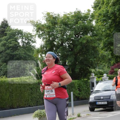 15.06.2025 - REWE Women's Run Jannik Wohlers http://msf.ph/oto/7950606 15.06.2025 08:32:49 Laufen 10419, 1043 meine-sportfotos.de