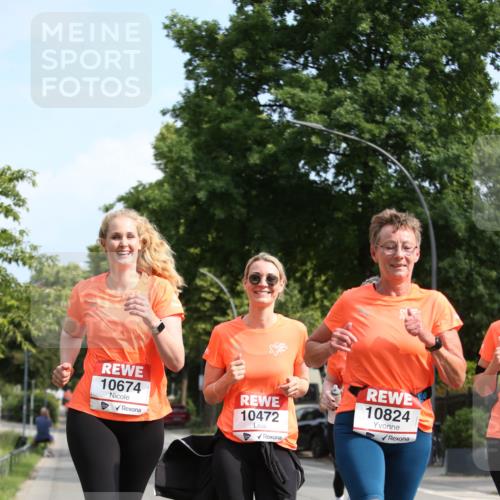 15.06.2025 - REWE Women's Run Jannik Wohlers http://msf.ph/oto/7950610 15.06.2025 09:49:36 Laufen 10674, 10472, 10824 meine-sportfotos.de