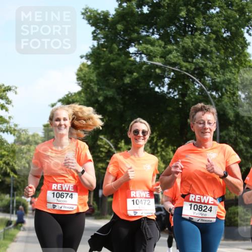 15.06.2025 - REWE Women's Run Jannik Wohlers http://msf.ph/oto/7950614 15.06.2025 09:49:36 Laufen 10674, 10472, 10824 meine-sportfotos.de