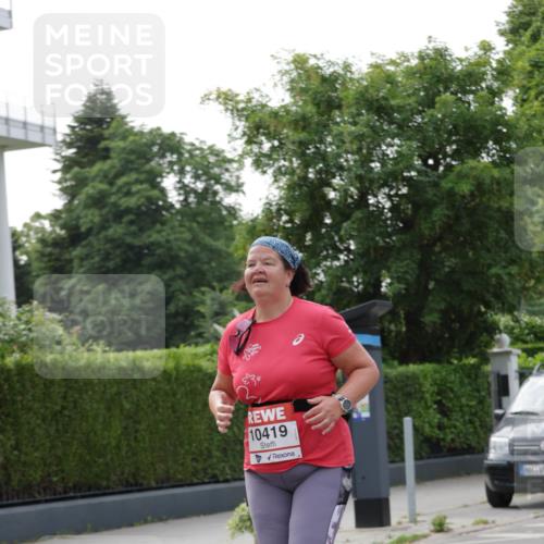 15.06.2025 - REWE Women's Run Jannik Wohlers http://msf.ph/oto/7950618 15.06.2025 08:32:49 Laufen 10419 meine-sportfotos.de