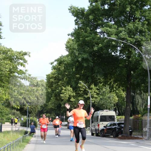 15.06.2025 - REWE Women's Run Jannik Wohlers http://msf.ph/oto/7950630 15.06.2025 09:49:41 Laufen 10523 meine-sportfotos.de