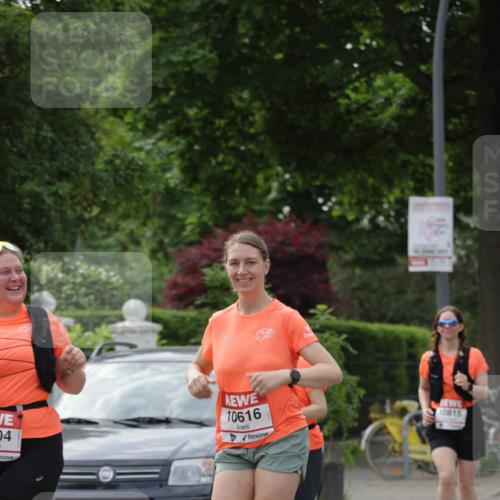 15.06.2025 - REWE Women's Run Jannik Wohlers http://msf.ph/oto/7950640 15.06.2025 08:32:50 Laufen 4, 1043, 10616 meine-sportfotos.de