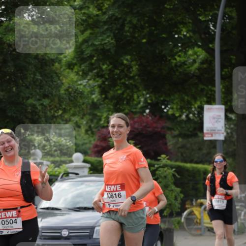 15.06.2025 - REWE Women's Run Jannik Wohlers http://msf.ph/oto/7950645 15.06.2025 08:32:50 Laufen 10504, 1043, 10616, 10815 meine-sportfotos.de