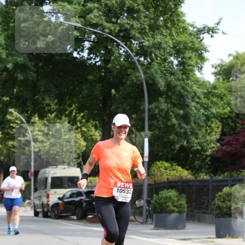 15.06.2025 - REWE Women's Run Jannik Wohlers http://msf.ph/oto/7950679 15.06.2025 09:49:43 Laufen 10532, 4 meine-sportfotos.de