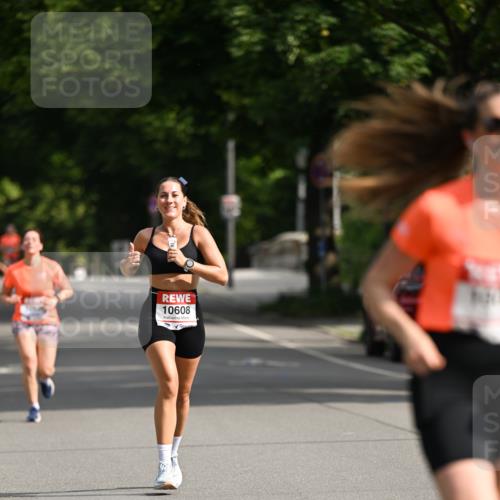 15.06.2025 - REWE Women's Run Dr. Thomas Lammeyer http://msf.ph/oto/7950693 15.06.2025 09:36:19 Laufen 10608 meine-sportfotos.de