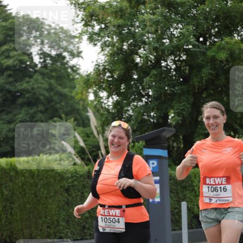15.06.2025 - REWE Women's Run Jannik Wohlers http://msf.ph/oto/7950698 15.06.2025 08:32:51 Laufen 10504, 10616 meine-sportfotos.de