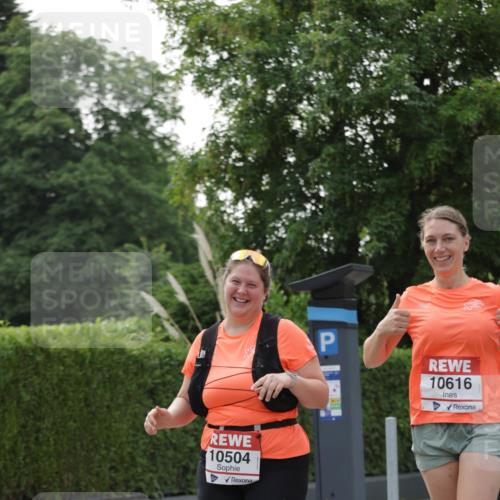 15.06.2025 - REWE Women's Run Jannik Wohlers http://msf.ph/oto/7950700 15.06.2025 08:32:51 Laufen 10504, 10616 meine-sportfotos.de