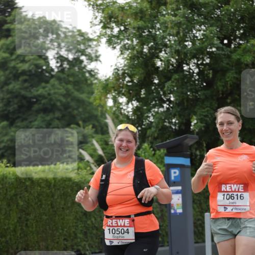 15.06.2025 - REWE Women's Run Jannik Wohlers http://msf.ph/oto/7950703 15.06.2025 08:32:51 Laufen 10504, 10616 meine-sportfotos.de
