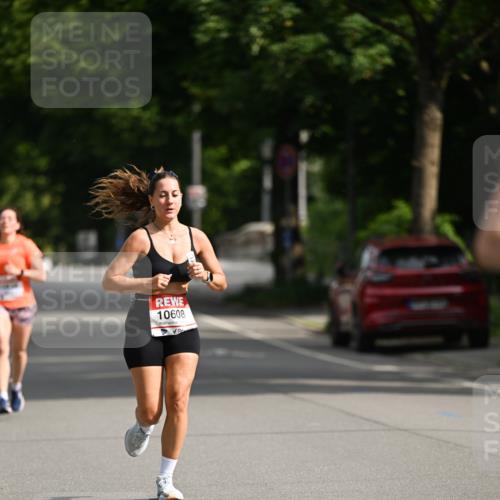 15.06.2025 - REWE Women's Run Dr. Thomas Lammeyer http://msf.ph/oto/7950709 15.06.2025 09:36:19 Laufen 10608 meine-sportfotos.de
