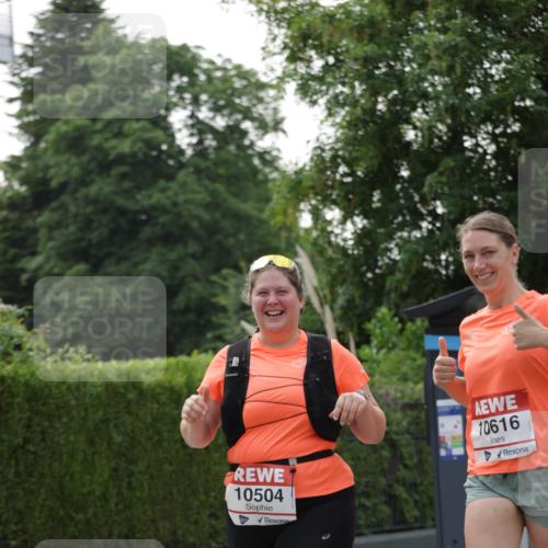 15.06.2025 - REWE Women's Run Jannik Wohlers http://msf.ph/oto/7950717 15.06.2025 08:32:52 Laufen 10504, 10616 meine-sportfotos.de
