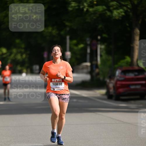 15.06.2025 - REWE Women's Run Dr. Thomas Lammeyer http://msf.ph/oto/7950811 15.06.2025 09:36:23 Laufen 10838 meine-sportfotos.de