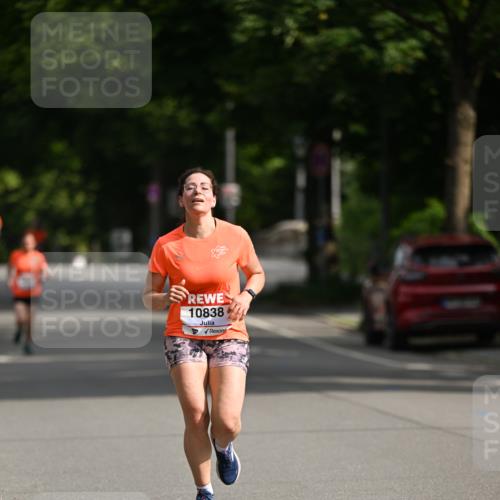 15.06.2025 - REWE Women's Run Dr. Thomas Lammeyer http://msf.ph/oto/7950820 15.06.2025 09:36:24 Laufen 10838 meine-sportfotos.de
