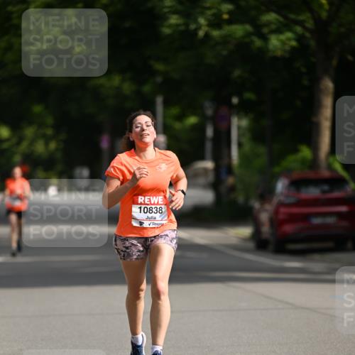 15.06.2025 - REWE Women's Run Dr. Thomas Lammeyer http://msf.ph/oto/7950824 15.06.2025 09:36:24 Laufen 10838 meine-sportfotos.de