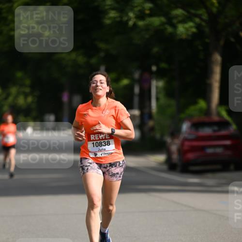 15.06.2025 - REWE Women's Run Dr. Thomas Lammeyer http://msf.ph/oto/7950834 15.06.2025 09:36:24 Laufen 10838 meine-sportfotos.de