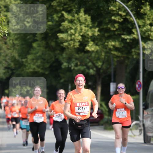 15.06.2025 - REWE Women's Run Jannik Wohlers http://msf.ph/oto/7950839 15.06.2025 09:50:05 Laufen 10090, 10348, 10171, 10117 meine-sportfotos.de
