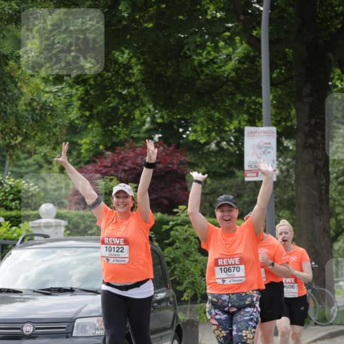15.06.2025 - REWE Women's Run Jannik Wohlers http://msf.ph/oto/7950869 15.06.2025 08:32:57 Laufen 1043, 15, 10122, 10670, 606 meine-sportfotos.de
