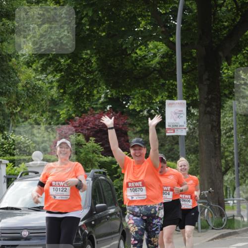 15.06.2025 - REWE Women's Run Jannik Wohlers http://msf.ph/oto/7950910 15.06.2025 08:32:58 Laufen 1043, 10122, 10670, 15, 2025, 804, 10606 meine-sportfotos.de