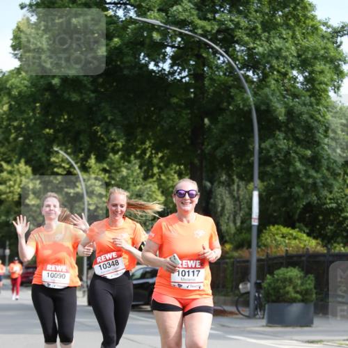 15.06.2025 - REWE Women's Run Jannik Wohlers http://msf.ph/oto/7950945 15.06.2025 09:50:12 Laufen 10090, 10348, 10117 meine-sportfotos.de