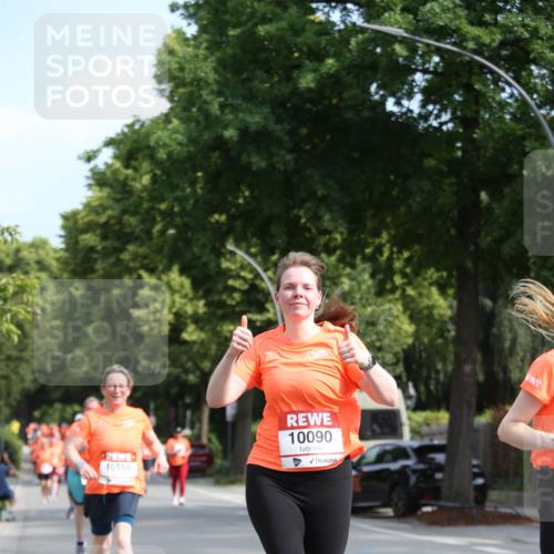 15.06.2025 - REWE Women's Run Jannik Wohlers http://msf.ph/oto/7950976 15.06.2025 09:50:13 Laufen 10090, 10555 meine-sportfotos.de