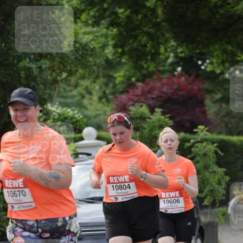 15.06.2025 - REWE Women's Run Jannik Wohlers http://msf.ph/oto/7950985 15.06.2025 08:33:00 Laufen 10670, 10804, 1043, 10606 meine-sportfotos.de
